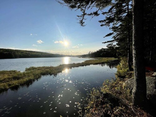 Rustic and Stylish Cabin on Stunning Serene Pond