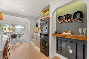 Fridge, microwave, oven, stovetop - Bliss to Bay Home + Guest Suite by RVA (Sarasota)