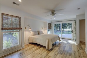 4 chambres, fer et planche à repasser, Wi-Fi gratuit, draps fournis