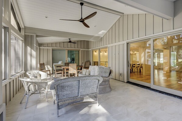 Smart TV - Escape to Coastal Elegance at 259 Greenwood Drive (Hilton Head Island)