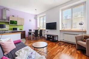 Fer et planche à repasser, accès au Wi-Fi (inclus)