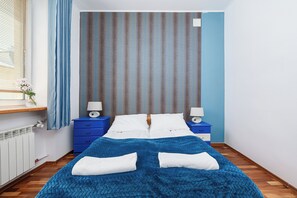 Iron/ironing board, free WiFi - ShortStayPoland Ordynacka B139 (Warsaw)