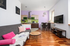 Fer et planche à repasser, accès au Wi-Fi (inclus)