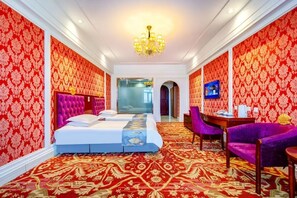 Luxury Double or Twin Room, Mountain View | Iron/ironing board