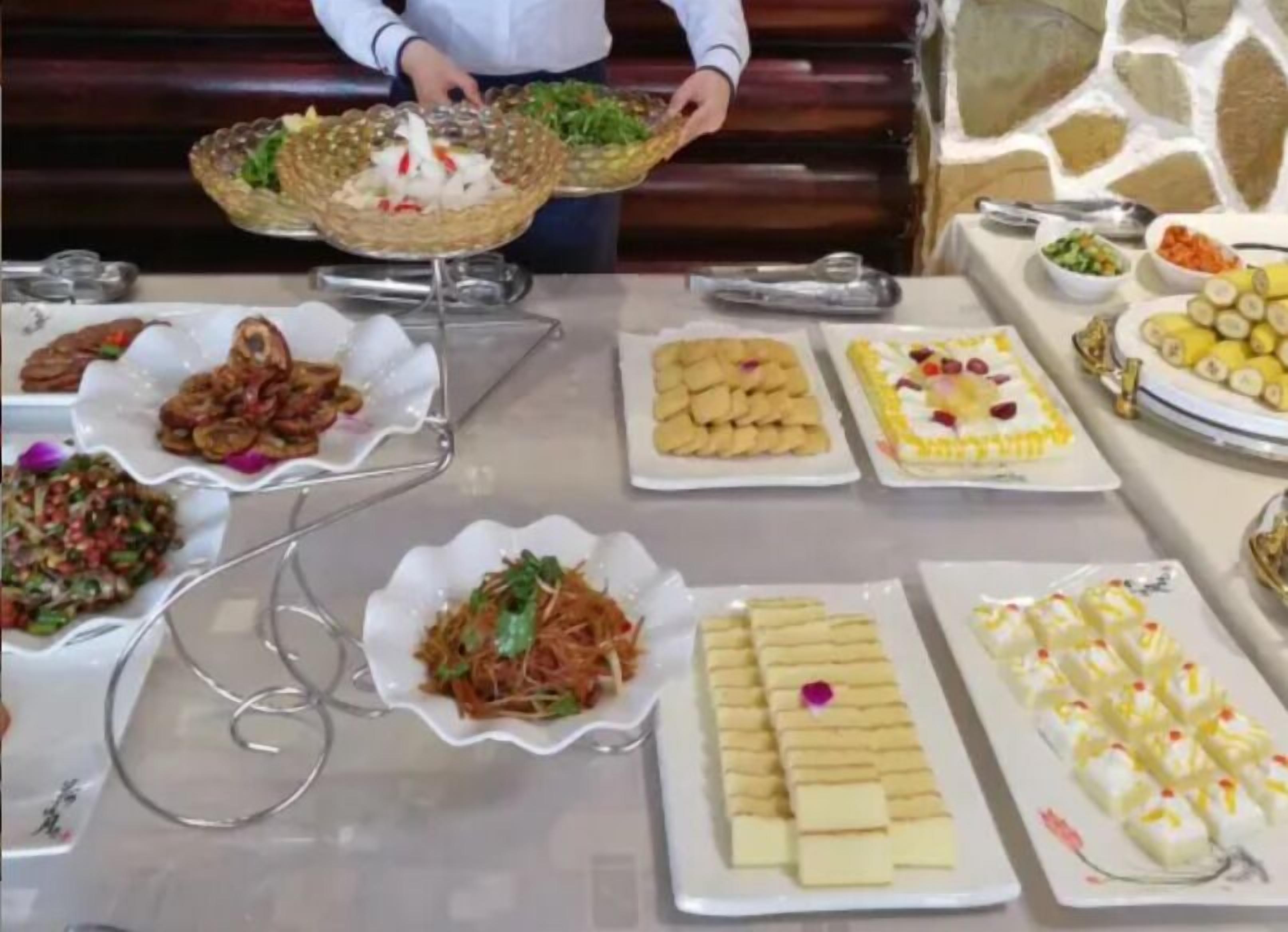 Desayuno bufé gratuito y diario