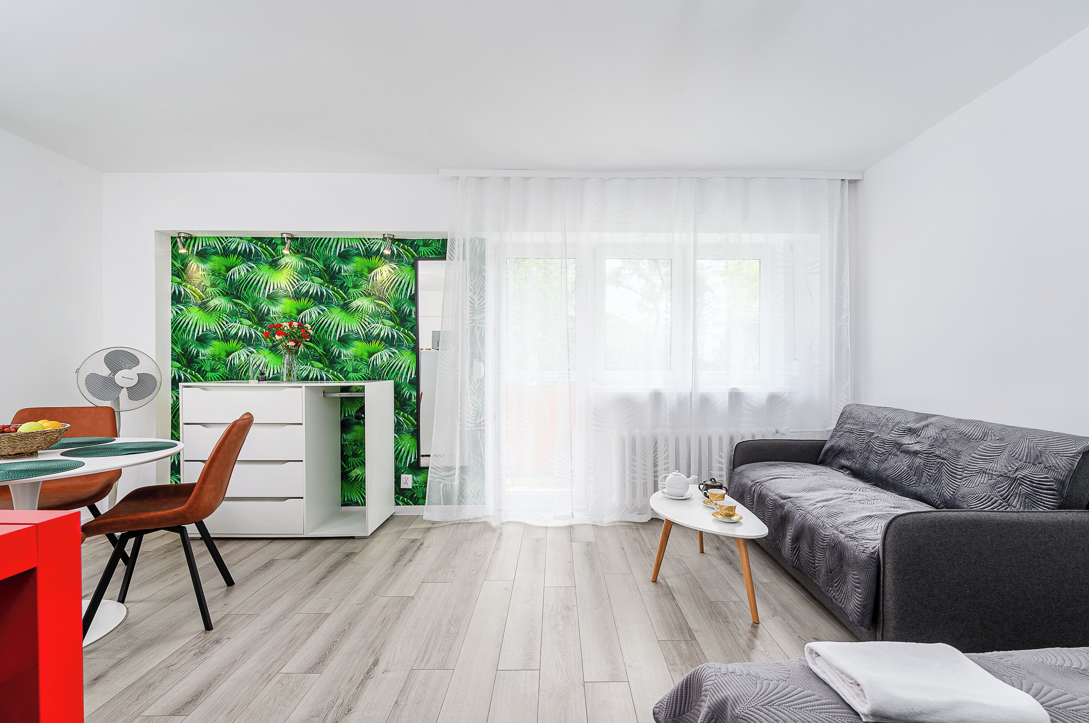 Een strijkplank/strijkijzer, gratis wifi