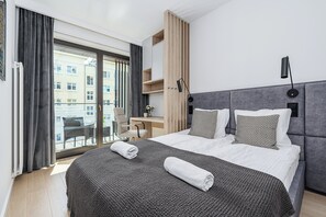 Iron/ironing board, free WiFi