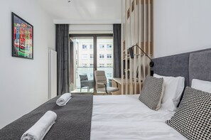 Iron/ironing board, free WiFi