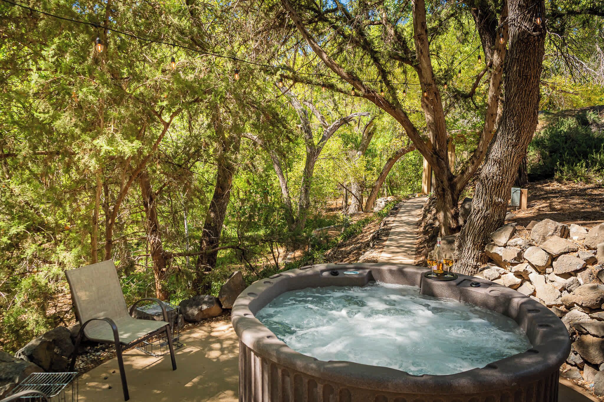 Outdoor spa tub