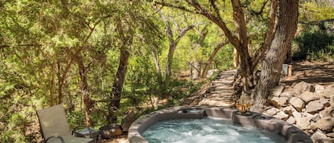 Bañera de hidromasaje exterior