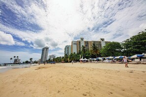 A la platja