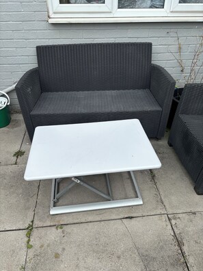 Terrace/patio - 1single, 1double and 1king size rooms Female, Family and couple-close on foot  (Manchester)