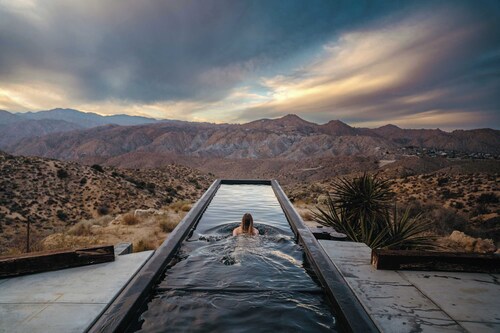 Hawkeye Dome • 112 Acres, Pool & Spa, Epic Views