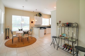 Talo (3 Bedrooms) | Sisätilat