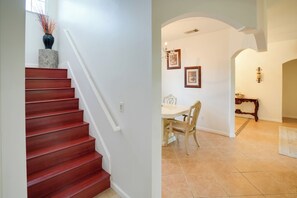 Hus (3 Bedrooms) | Innvendig