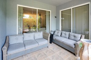 House (3 Bedrooms) | Interior - 5 Mi to Boating! Port St Lucie Home w/ Backyard (Port Saint Lucie)