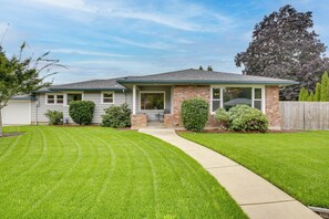 Casa (3 Bedrooms) | Vista frontal de la propiedad