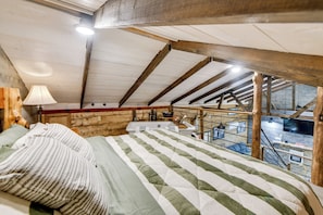 House (1 Bedroom) | Interior - Lake Eufaula Access: Cozy Wood Cabin w/ Yard! (Abbeville)