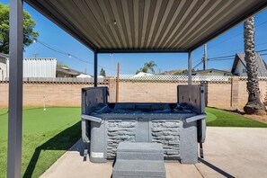 House (4 Bedrooms) | Interior - Modern Gem w/ Outdoor Oasis: 5 Mi to Lake Jennings (Lakeside)