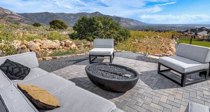 Pool Table & Putting Green! Scenic Ogden Escape