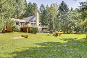 House (2 Bedrooms) | Property grounds