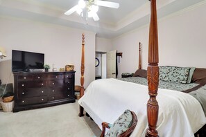 House (3 Bedrooms) | Interior - Spacious Suburban Home w/ Pool Access in Ridgeland (Ridgeland)