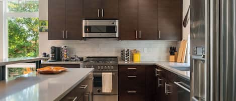 Microwave, oven, stovetop, dishwasher