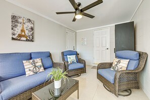 Rumah (2 Bedrooms) | Interior