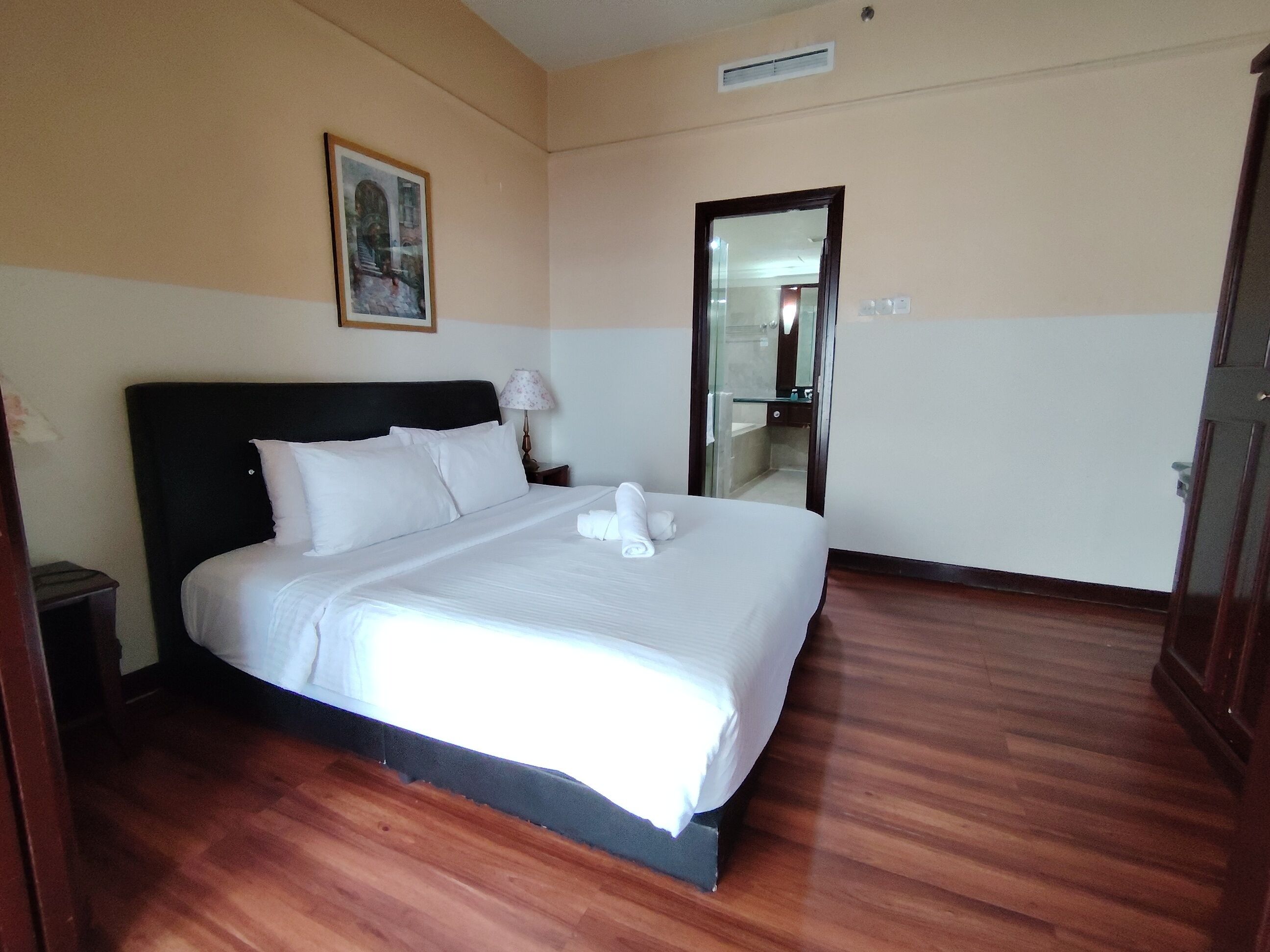 1 bedroom, iron/ironing board, WiFi