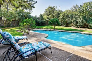 House (3 Bedrooms) | Front of property