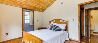 Ski, Swim, Relax: Old-fashioned Poconos Getaway