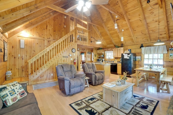 House (2 Bedrooms) | Interior