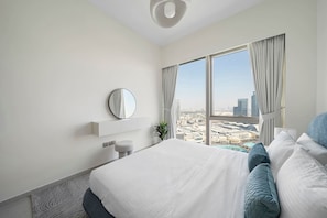 2 bedrooms, desk, iron/ironing board, travel crib