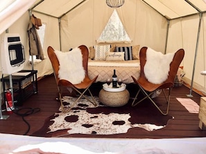1 dormitorio y ropa de cama