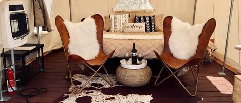 1 habitación y ropa de cama