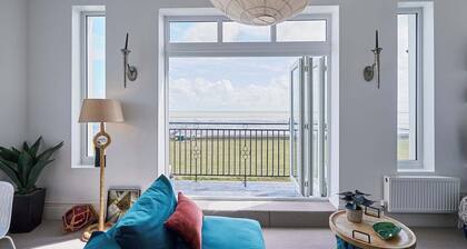 Host & Stay | Fishers Apartment