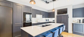 Host & Stay | Bellevue Luxe