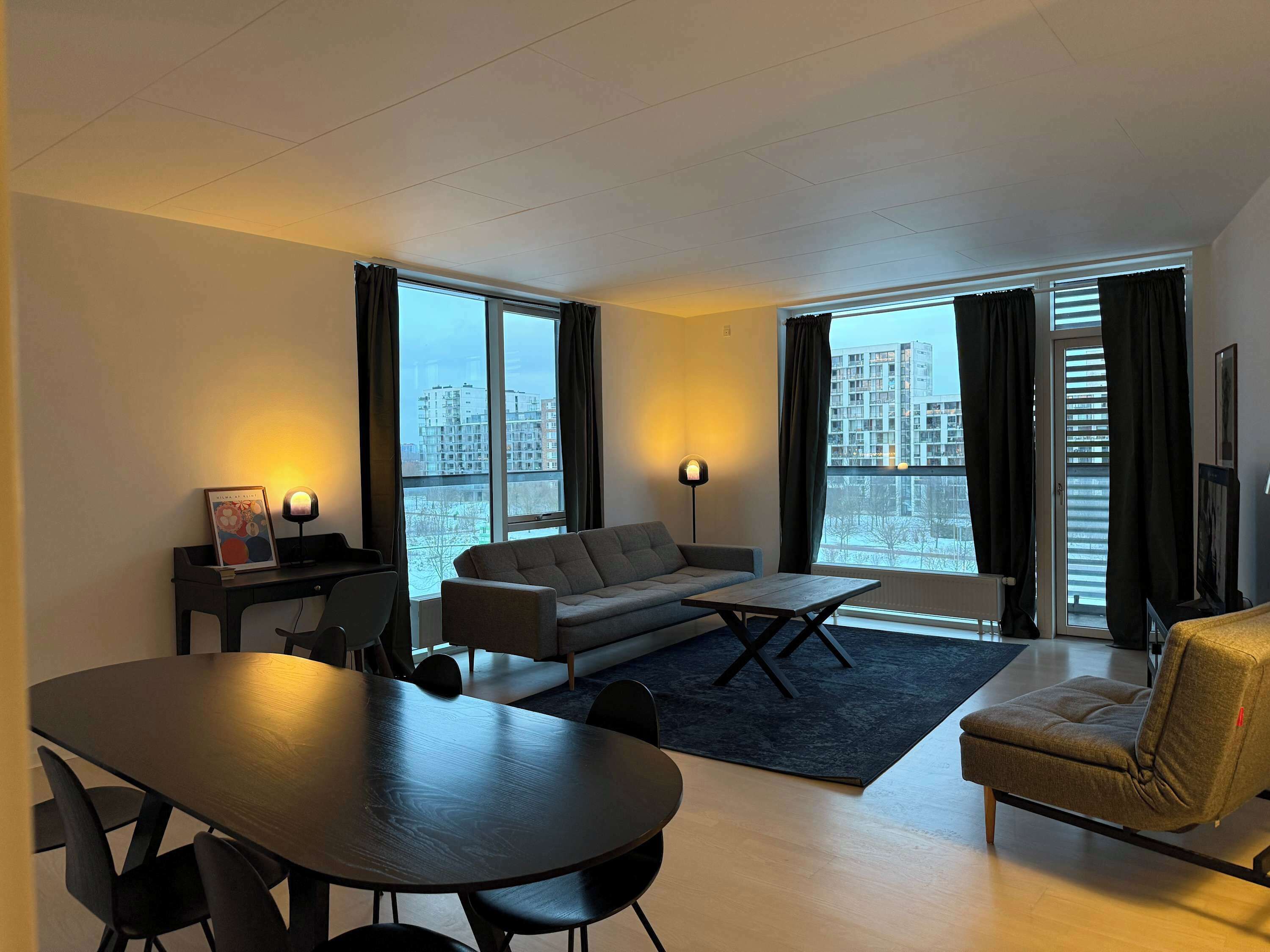 Téléviseur, bureau