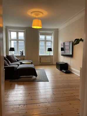 TV, offices