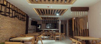 Grayville Hotels and Bistro