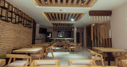 Grayville Hotels and Bistro