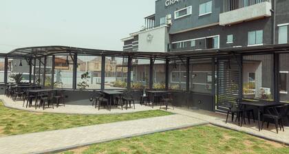 Grayville Hotels and Bistro