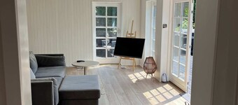 Vacation home 1 minute away from the Beach