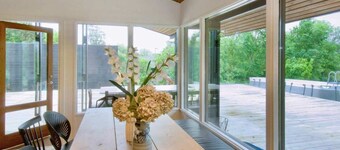 10 person Summerhouse with pool