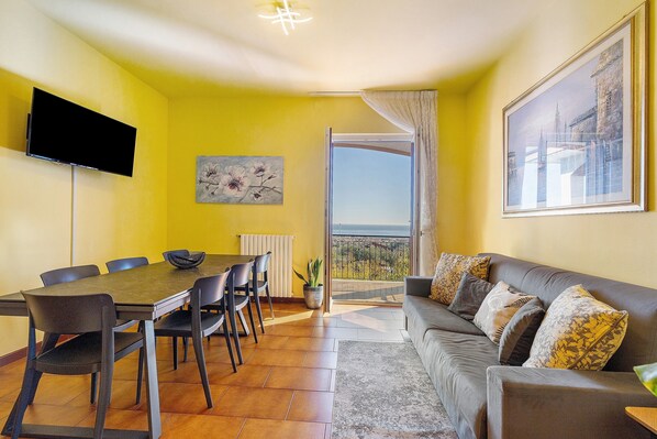 TV - Holiday Home - Villa Cristina (Boissano)