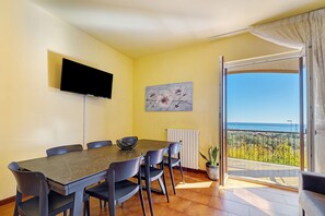 Dining - Holiday Home - Villa Cristina (Boissano)