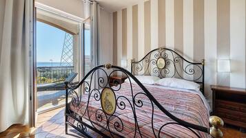 Strykjärn/strykbräda, wi-fi och sängkläder