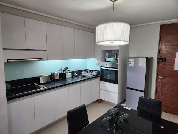 Fridge, microwave, stovetop, toaster