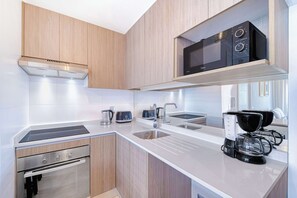 Fridge, microwave, stovetop, toaster