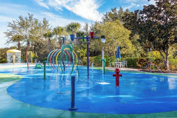 Pool - Palm Breeze At Bahama Bay - 8ppl (Davenport)